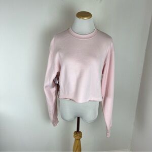 NWT Aritzia TNA Cozy Fleece Perfect Fit Pink Cropped Crew Neck Sweatshirt Size M